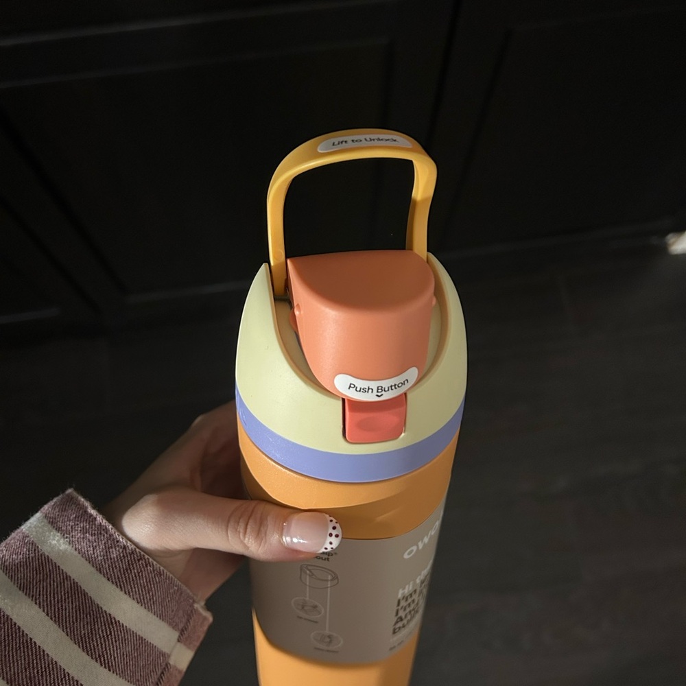 Owala Orange Insulated Water Bottle - Picture 3 of 3